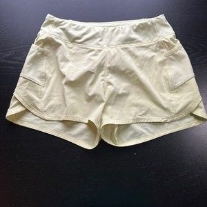 Athleta Lime Green Record Breaker 3" Short Size M (8/10)